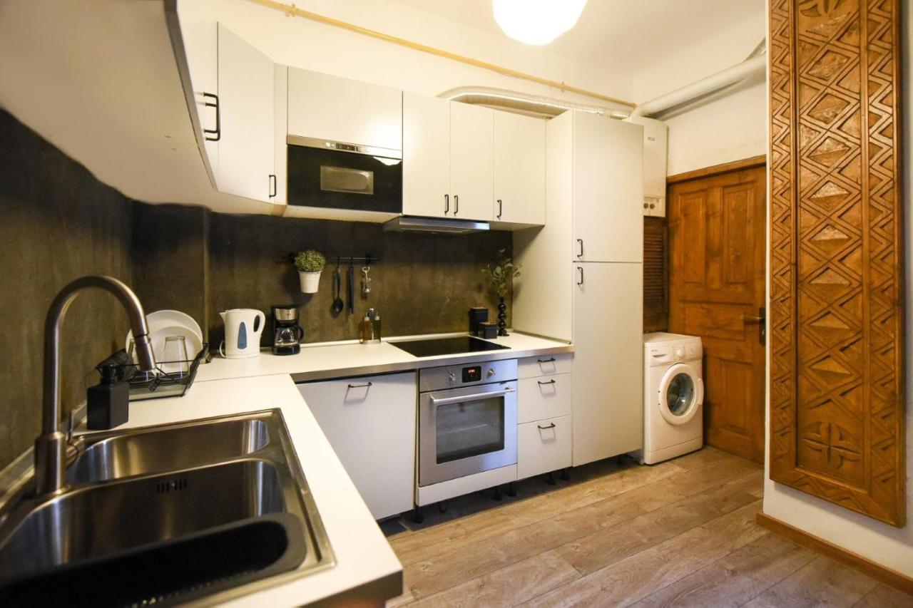 The Brancovanian Apartment - Cismigiu Park Bukarest Kültér fotó