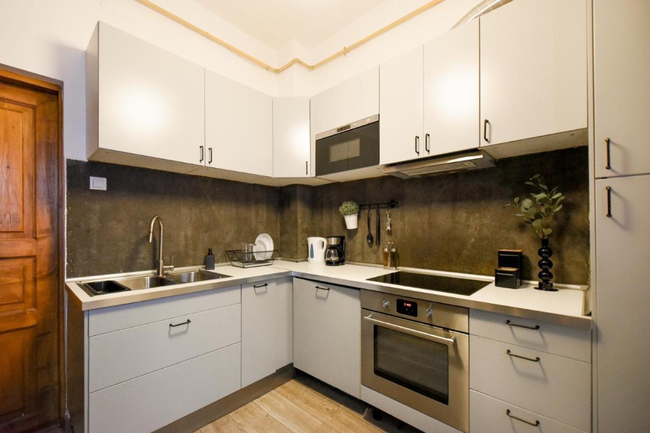 The Brancovanian Apartment - Cismigiu Park Bukarest Kültér fotó