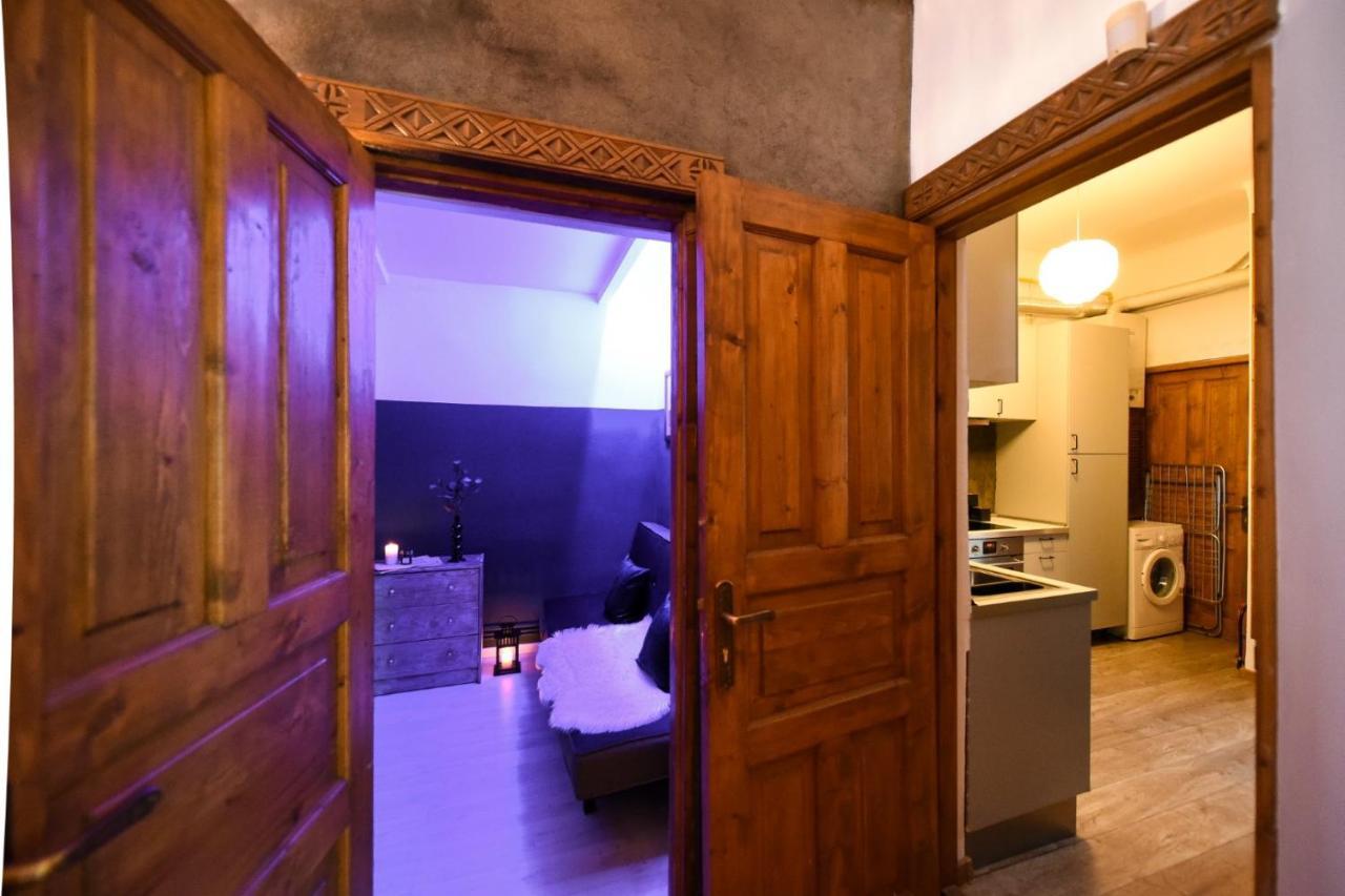 The Brancovanian Apartment - Cismigiu Park Bukarest Kültér fotó